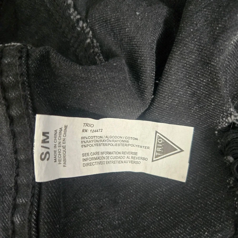 Trio Urban Black Distressed Cropped Denim Jacket Smiley Face Have a Nice Day S/M - Picture 6 of 6